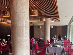 -粤尚腾香居中餐厅(首都机场希尔顿店)