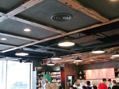 大堂-星巴克臻选(青岛麦凯乐分店)