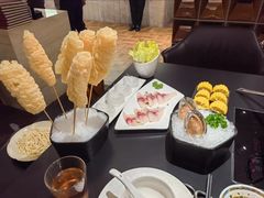 -鲜入唯煮·港式海鲜牛肉火锅(金宝街店)
