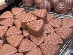 -Laderach 莱德拉(上海环贸iapm店)