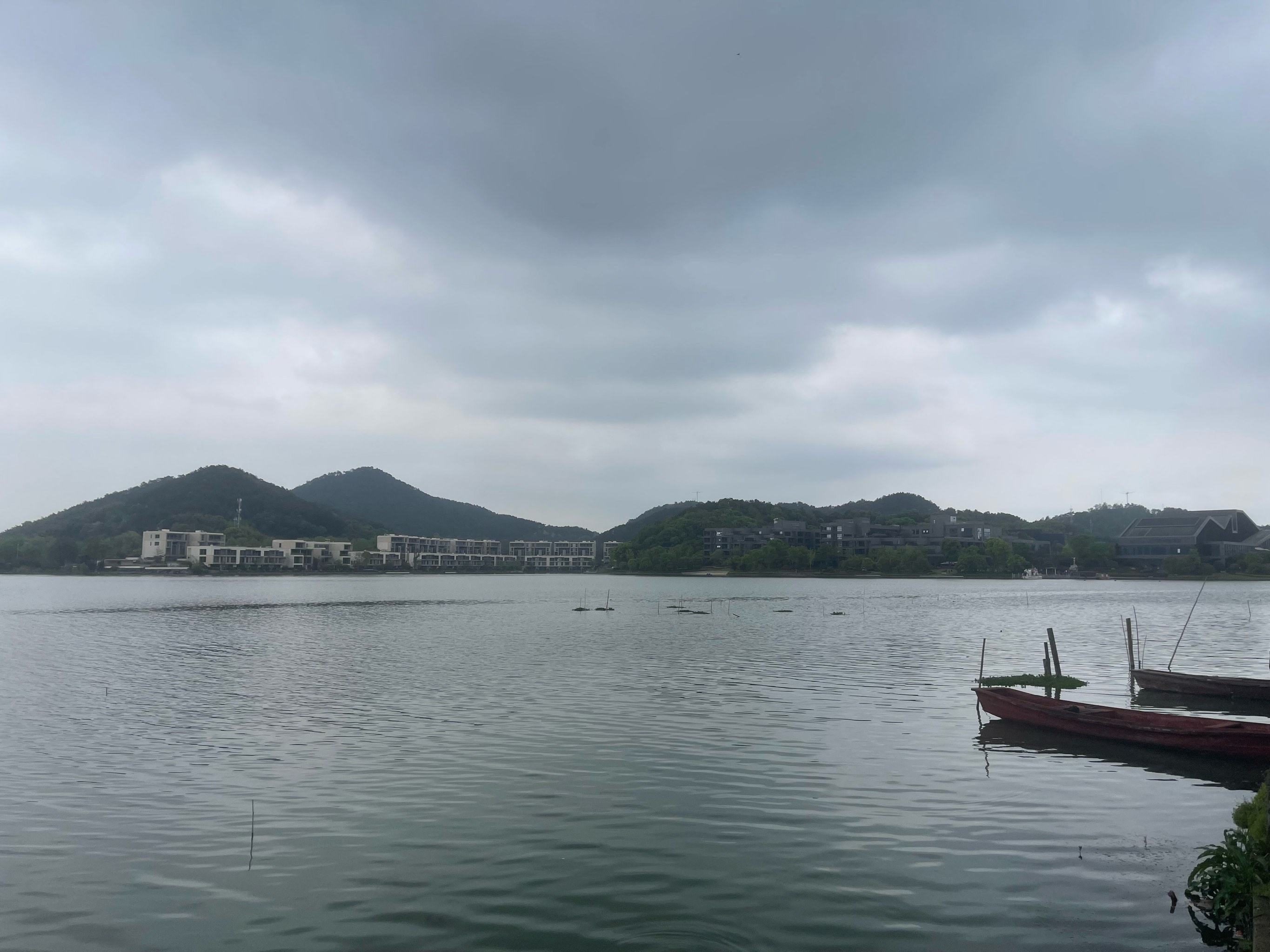 东钱湖美景(东钱湖美景作文600字)