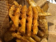 -HIGH FIVE哈福手工汉堡(桂林路店)