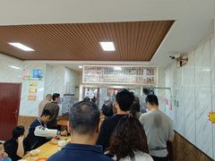 -闫家驴肉火烧(五四店)