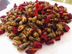 -扒虾小妹儿麻辣海鲜(宏图街店)