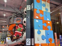 -嗨翻Hi-Fun竞技主题乐园·蹦床亲子生日轰趴(国光1937店)