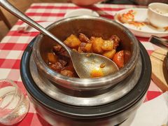 土豆胡萝卜小锅牛腩-西贝(上海中心店)