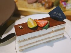 -华阳时光吧餐厅(华阳广场国际大饭店)