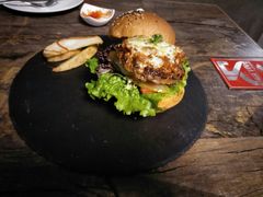 意大利肉酱汉堡-HIGH FIVE哈福手工汉堡(桂林路店)