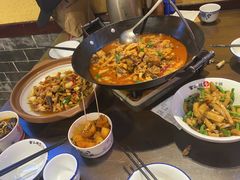 -富正毅三下锅·湘西韵味(天门山索道店)