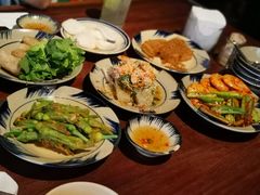 -Cuc Gach Quan Restaurant