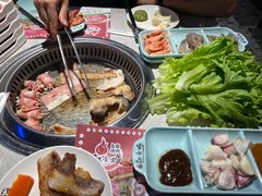 -汉金城海鲜烤肉自助百汇(威海威高广场店)