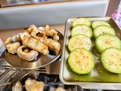 -围炉肉舍•炭烤活鳗•丹东海鲜烤肉(步行街店)