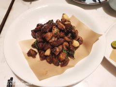 黑胡椒蘑菇牛肉粒-星怡会·新加坡新美食(苏州中心店)