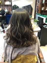 -PE SALON