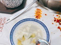 -大芊金重庆串串火锅(南京路店)