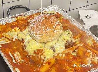在杭州的！快去吃牛奶浇面包！！