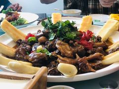 地锅鸡-皖小斌·小葱伴豆腐(丰收路店)
