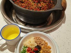 -佬缸炮江湖川菜(玉林店)