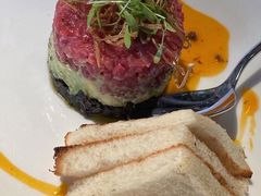 牛肉塔塔配牛油果黑橄榄酱-Solo(衡山路店)