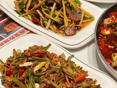 -钟记陕南菜·煎锅鱼(红专南路店)