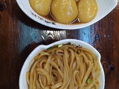 -黑白电视长沙小吃(美林M·LIVE天地东座店)