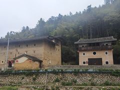 -初溪土楼群