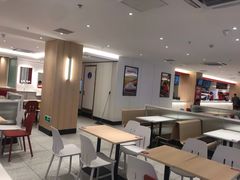 大堂-乡村基(世纪店)