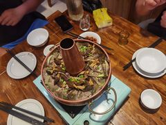 -乡土特色.冷锅鱼.牦牛肉汤锅