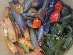 -俏湖兰·辣椒炒个肉(海沧店)