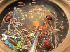 -蚝美人·生蚝海鲜烧烤(茶花园店)