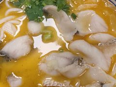 -鑫花溪牛肉米粉(凤凰街创始总店)