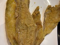 香炸牛舌鱼-老牌坊•鲁菜名店•地道济南菜(大观园商埠店)
