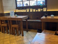 -云阿蛮云南生烫牛肉米线(奉贤路店)