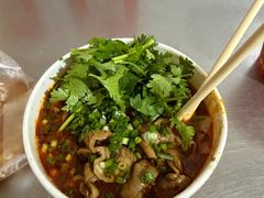 -中山牛肉肥肠粉面馆(军工社区店)