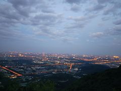 -鬼笑石后山停车场