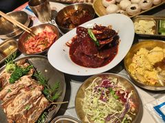 -草家酱蟹炭火烤肉店(珲春南路一店)
