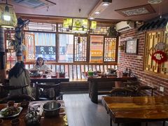 -苗湘食府(十年店)