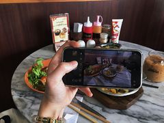 -邢泰记