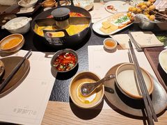 鸳鸯锅-山缓缓火锅(上海闵行龙湖店)