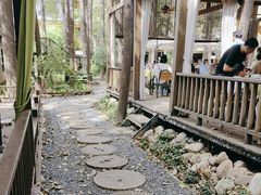 -林间山庄