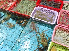 -霞涌市场海鲜摆卖区