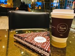 -VENCHI 闻绮(北京国贸商城店)