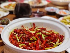 -肆海小川菜酒馆Wine Bistro (青年路店)