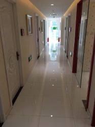 -咪咪比基尼脱毛专业店