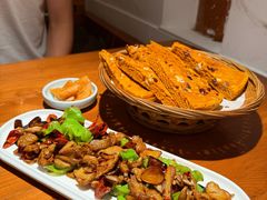 -菌自由丨野生菌火锅特色庭院餐厅(丽江古城店)