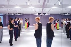 -ISHOW爱秀爵士舞蹈
