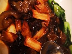 葱烧海参配乌米菌-鲁采LU STYLE(新天地店)