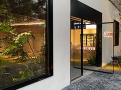 门面-J Create城市露营咖啡·简餐·宠物(上海动物园店)