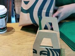 -星巴克(广州南站A18检票口楼上)