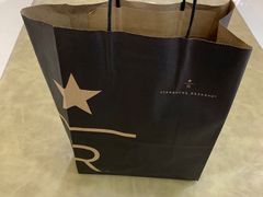 -星巴克臻选(上海合生汇1F店)